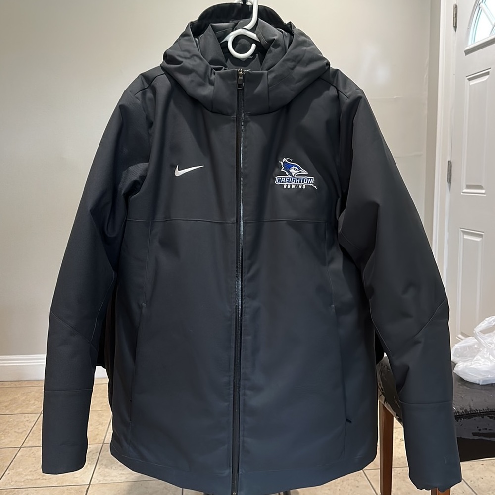 Waterproof 550 down black Nike parka, men's Medium